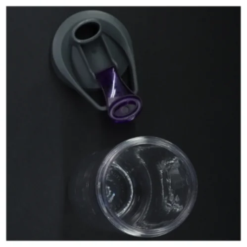 Genanvendelig vandflaske (str. 27 x 9,5 x 7 cm)