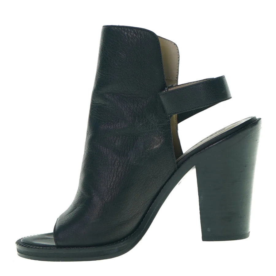  Dkny læder (str. 39,5)