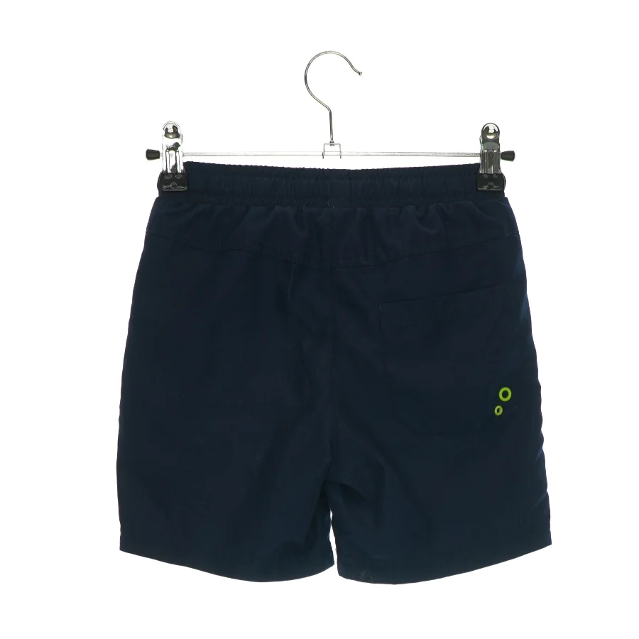 Badeshorts fra Hummel (str. 122)