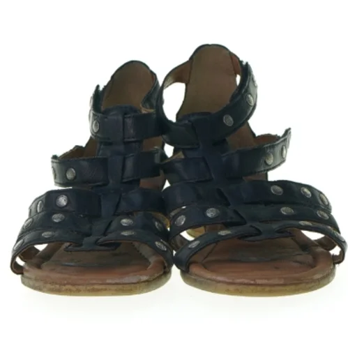 Sandaler fra Er Ieker (str. 33)