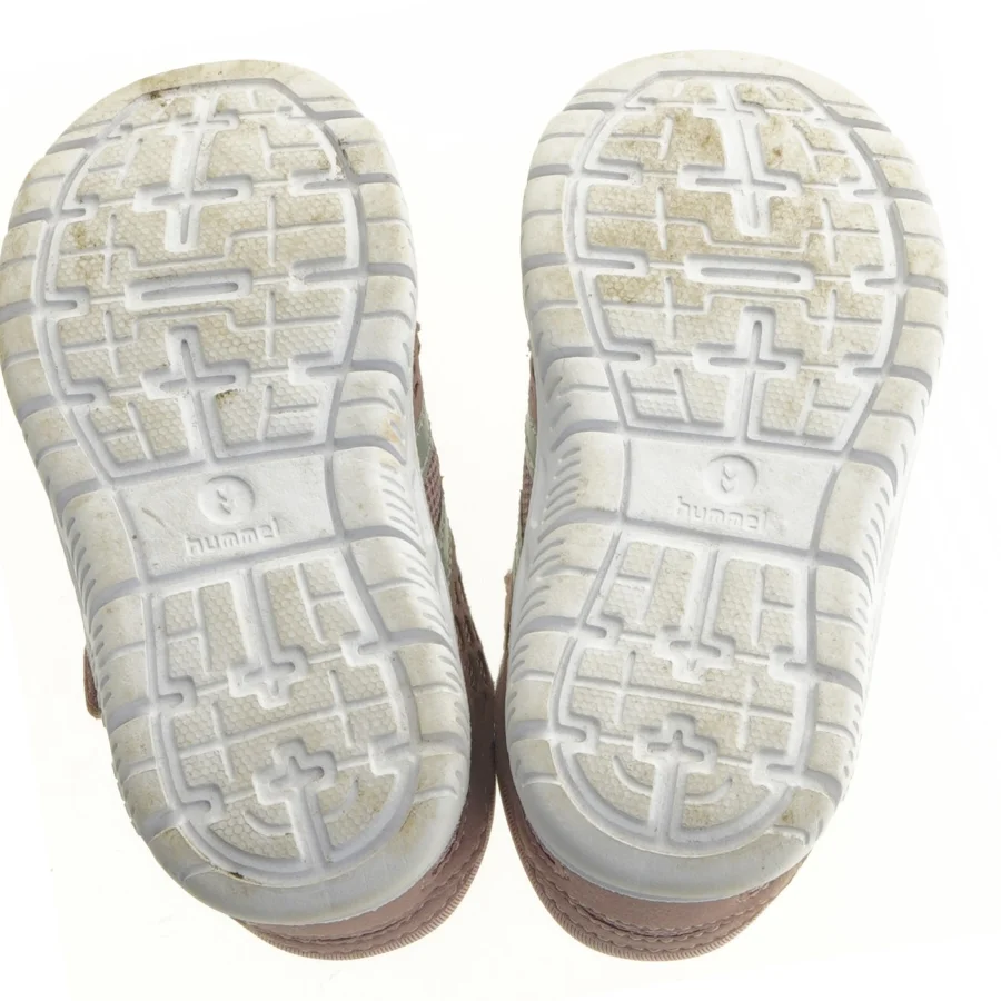 Brugte børnesko fra Hummel (str. 25)