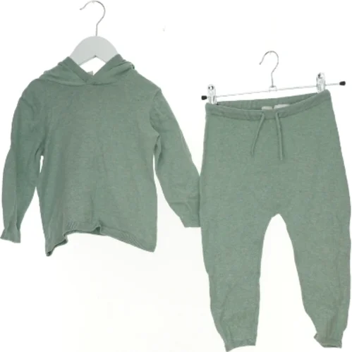 Sæt børnetøj fra H&M (str. 92 cm)