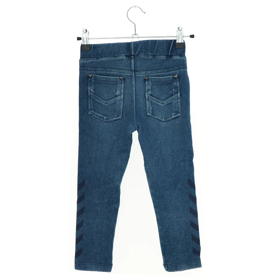 Bukser fra Hummel (str. 104 cm)