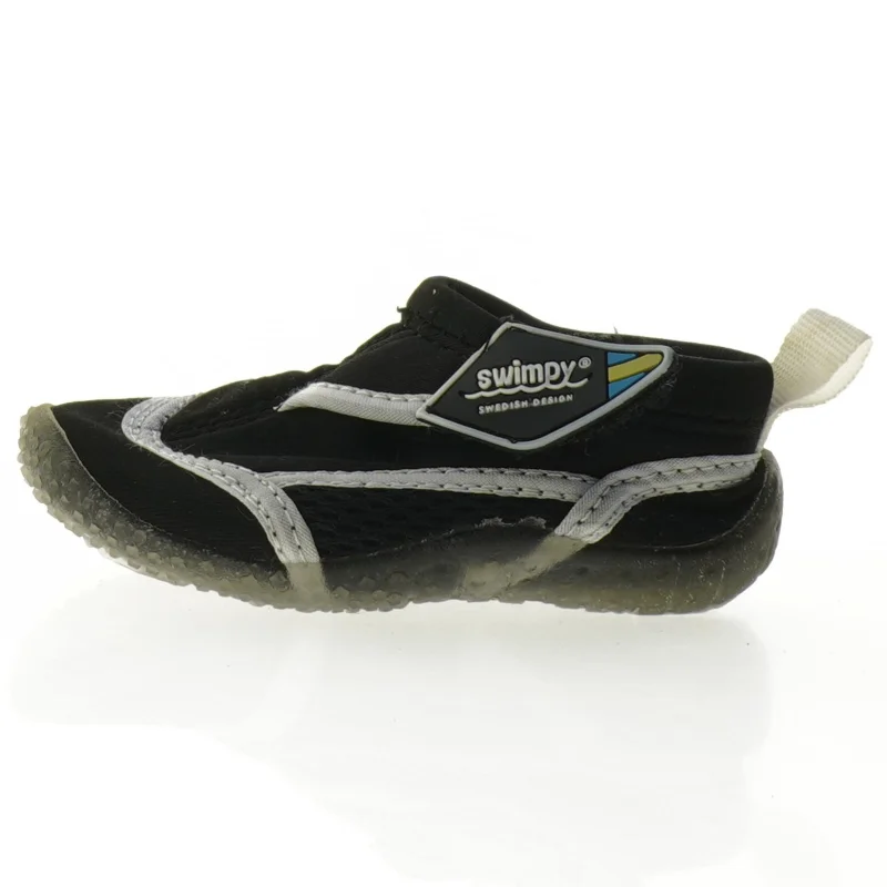 Svømmesko fra Swimpy (str. 20 21)