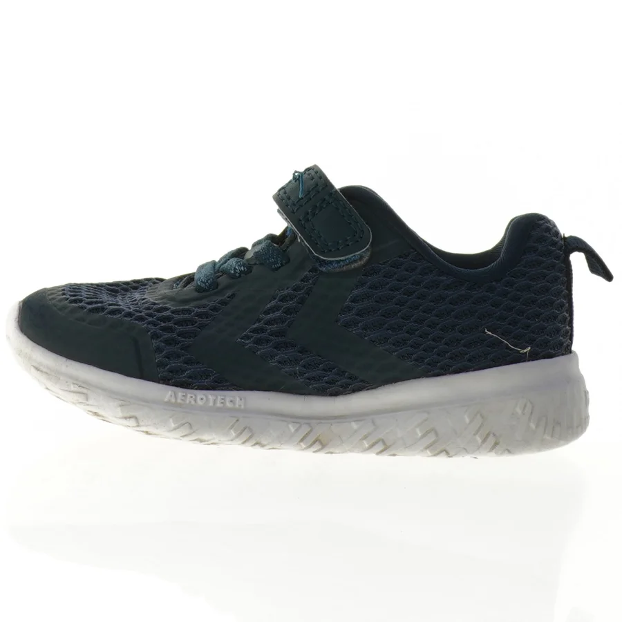 Brugte børnesko fra Hummel (str. 24)