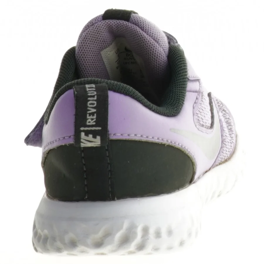 Børnesko fra Nike (str. 26)