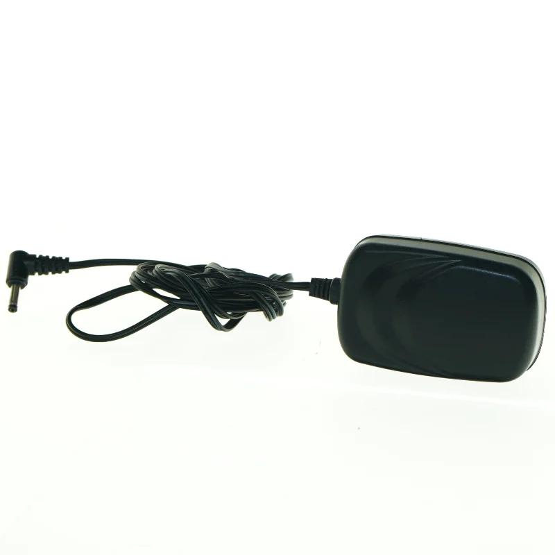 Sort oplader (str. 7 x 4 cm)