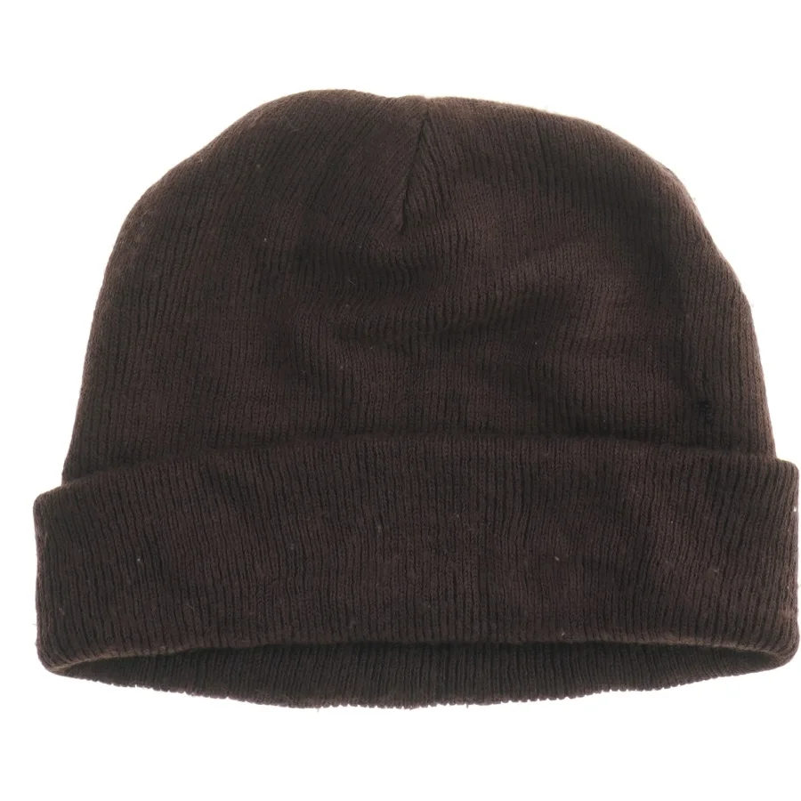 Strikket hue fra Black Fox (str. 22 x 22 cm)