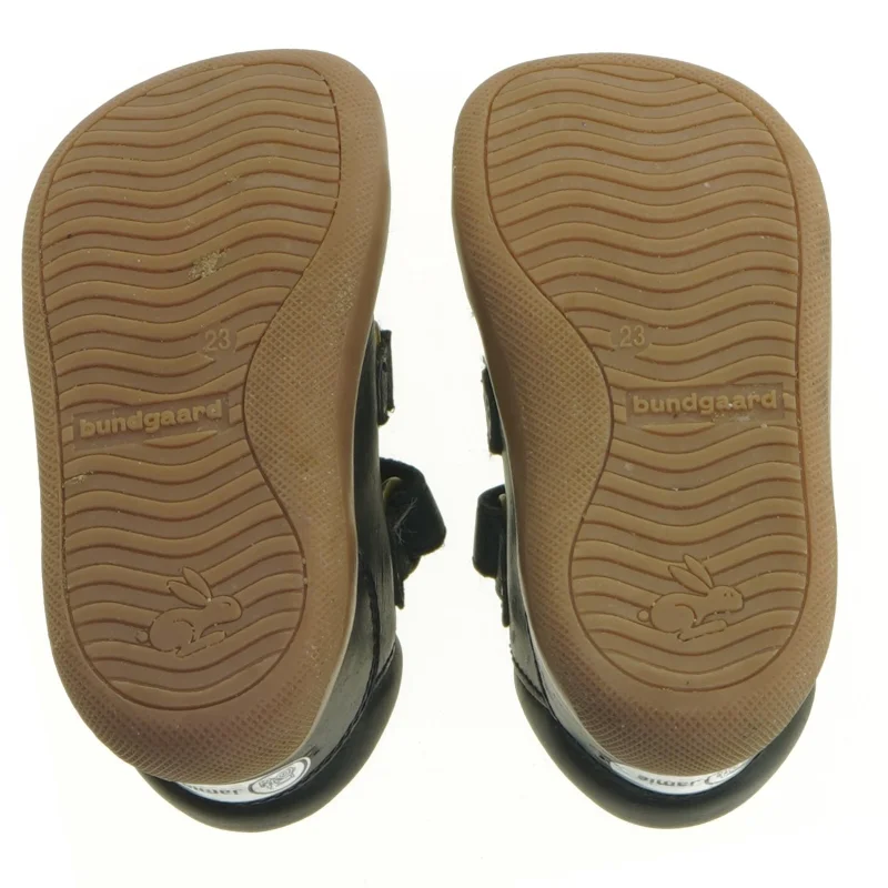 Brugte børnesko fra Bundgaard (str. 23)