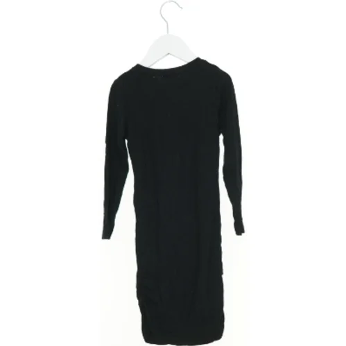 Kjole fra The New (str. 104 cm)