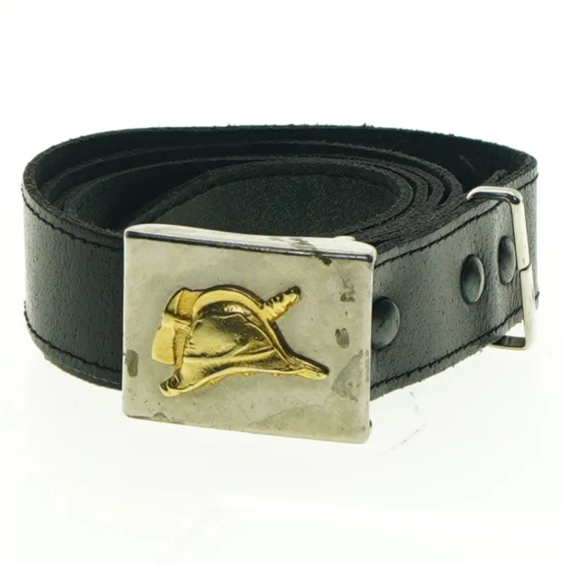 Sort bælte med præget spænde (str. 95 til 105 cm)