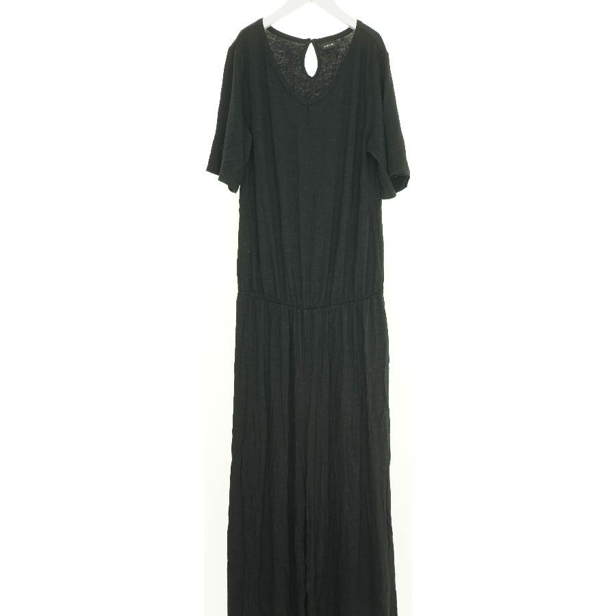 Buksedragt fra LMTD (str. 176 cm)