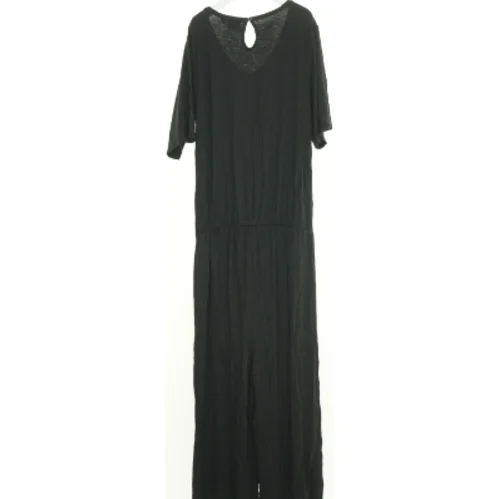 Buksedragt fra LMTD (str. 176 cm)