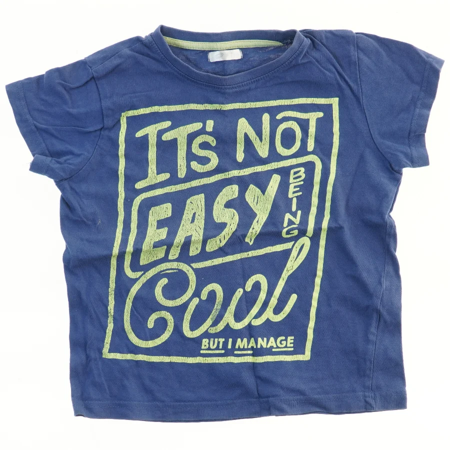 Børne T-shirt med tekst fra Pepco (str. 116)