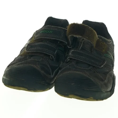 Brugte børnesko fra Geox (str. 30)