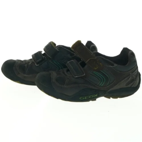 Brugte børnesko fra Geox (str. 30)