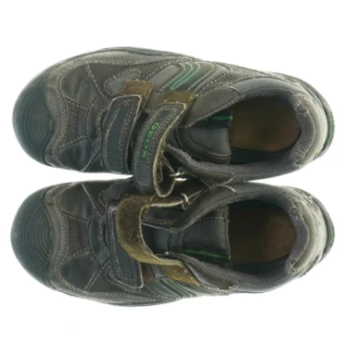 Brugte børnesko fra Geox (str. 30)