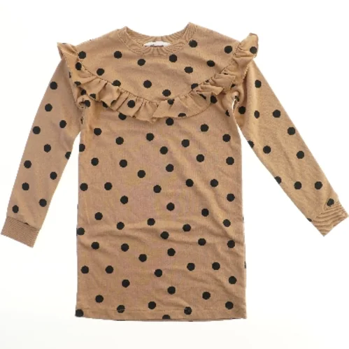 Prikket kjole med flæsedetalje fra H&M (str. 140)