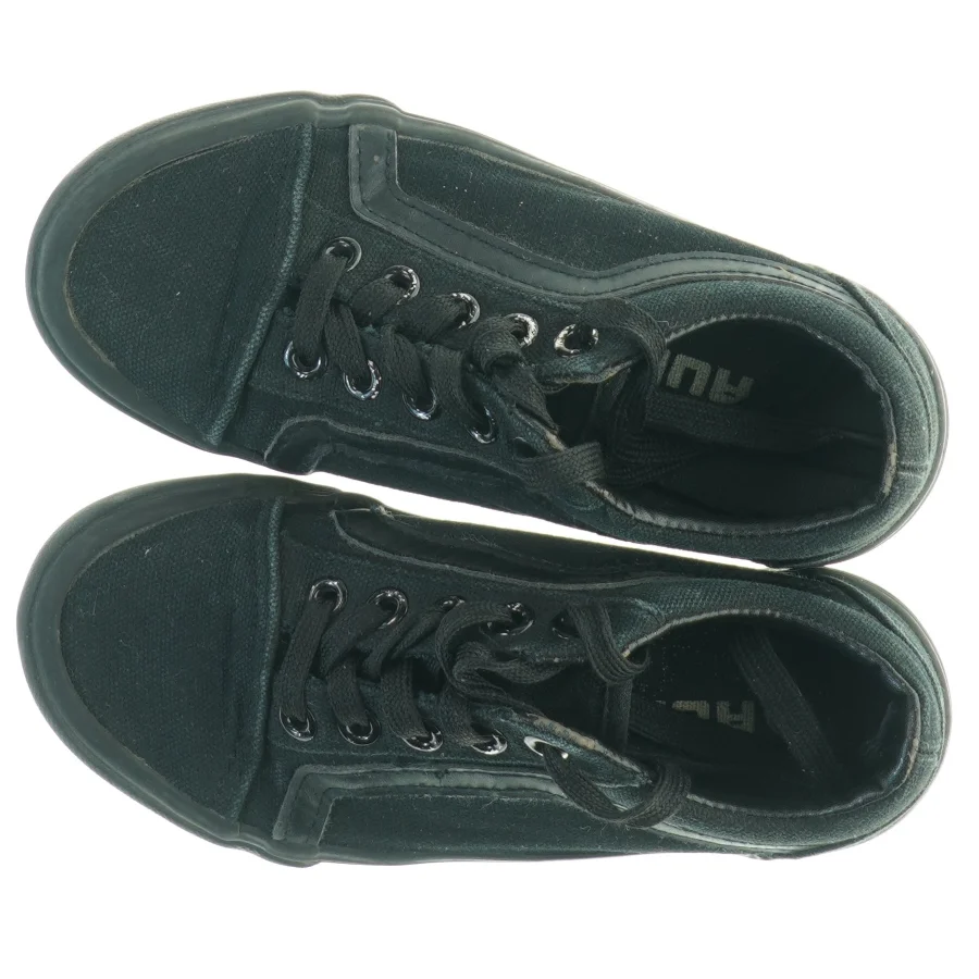 Sorte sneakers fra Auly (str. 30 )
