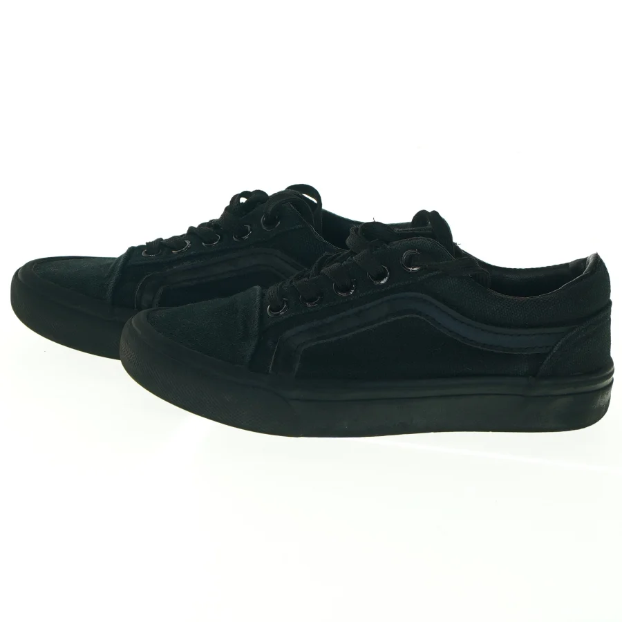 Sorte sneakers fra Auly (str. 30 )