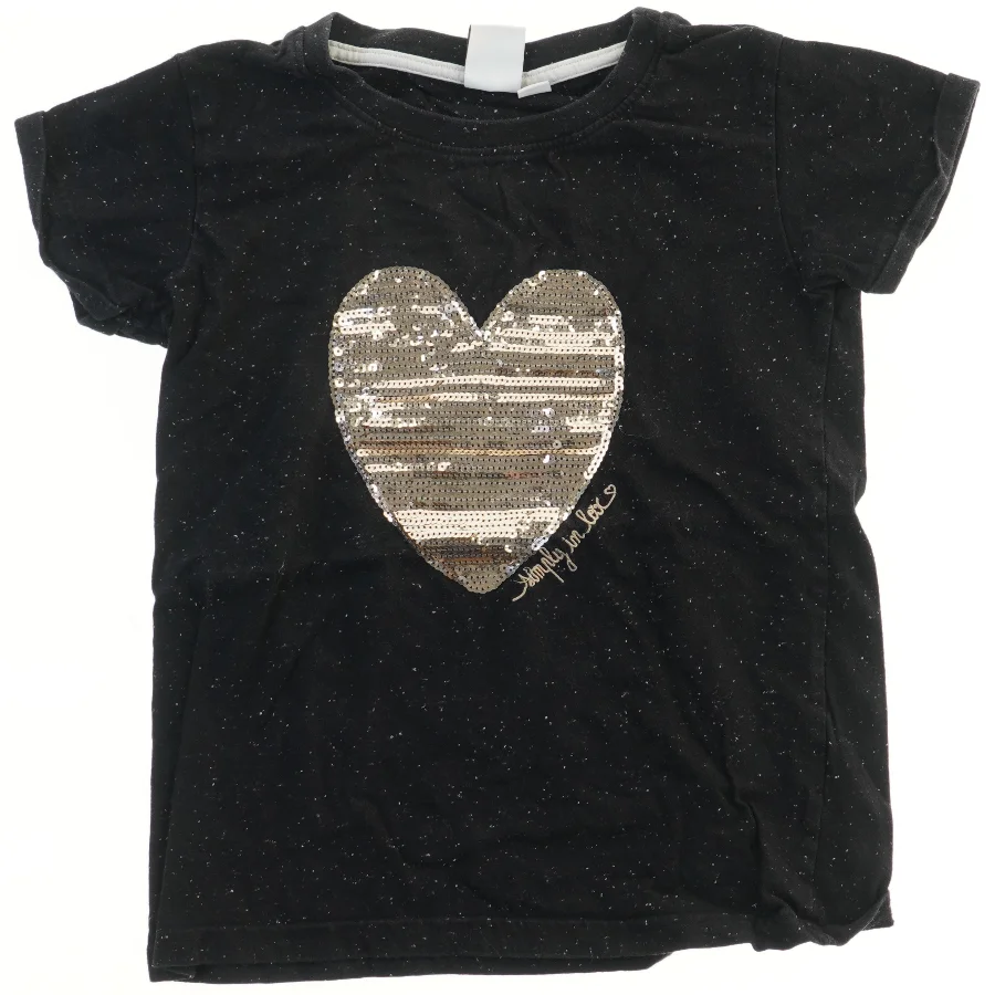 T-shirt med paillet hjerte fra VRS (str. 158)