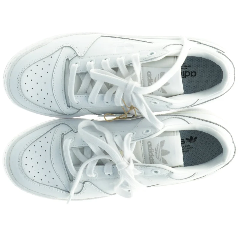 Hvide sneakers fra Adidas (str. 38)