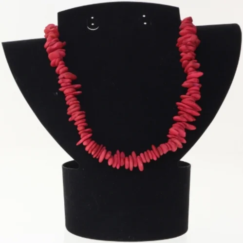 Rød "koral"halskæde (str. 64 cm)