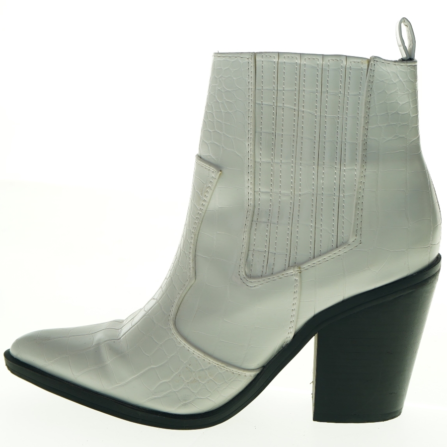 Hvide ankelstøvler med krokodillepræg fra Asos (str. 7)