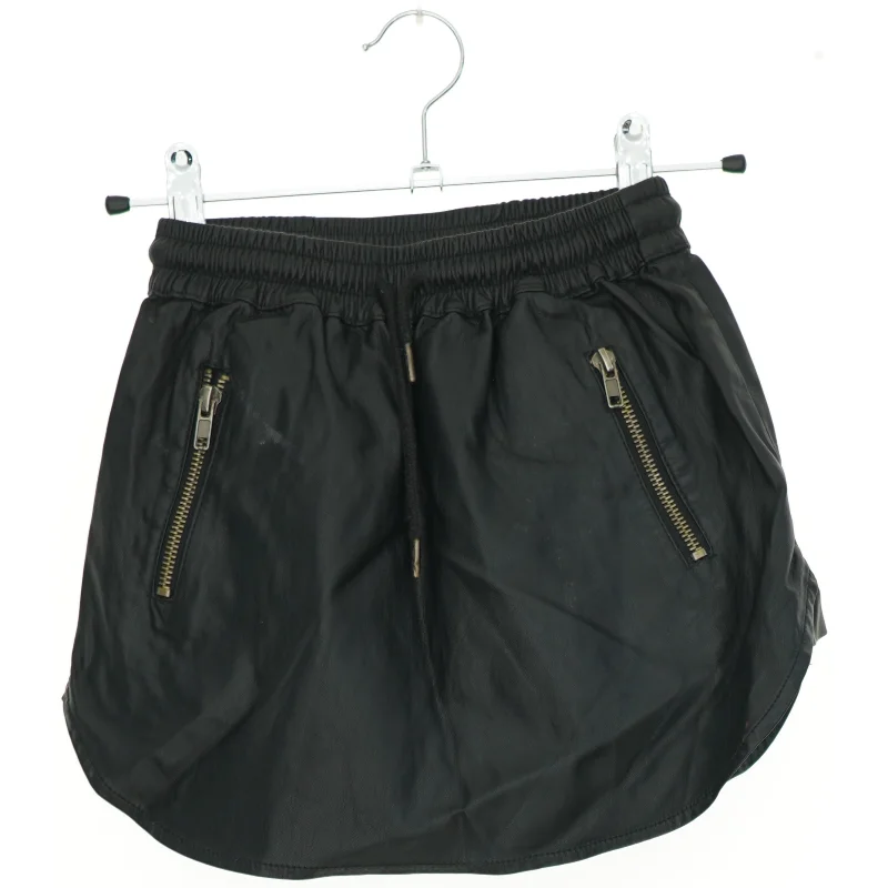 Nederdel fra Petit (str. 116 cm)