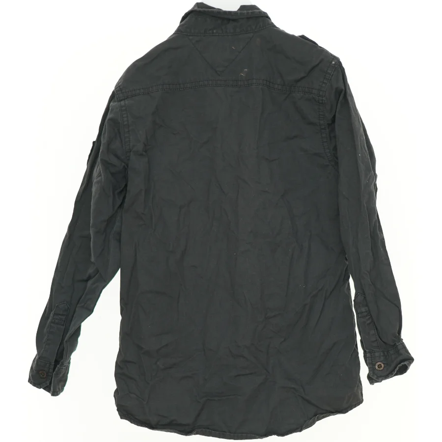 Skjorte fra Tommy Hilfiger (str. 122 cm)