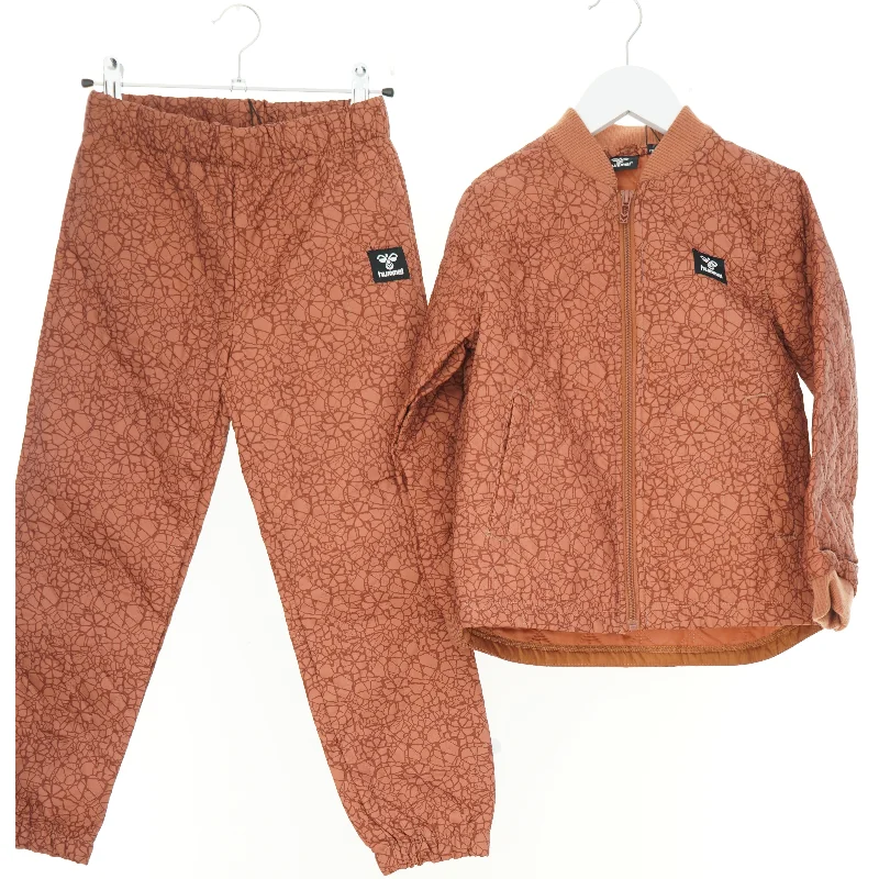 NYT Termosæt fra Hummel (str. 122 cm)