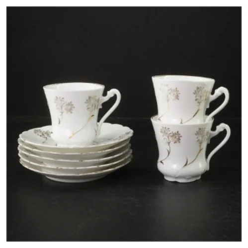 Porcelæn tekopper med underkopper (str. Ø. 14 cm. h. 7 cm y. 7,5 cm)