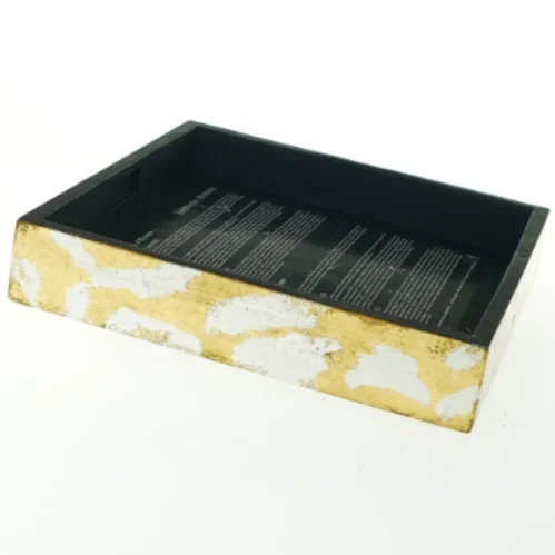 Dekorativ æske med kunstnerisk relief fra Rikki Tikki (str. 22,5x6 cm)
