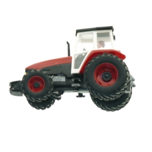 Brugt legetøjstraktor med figur (str. 20 x 11,5 cm)