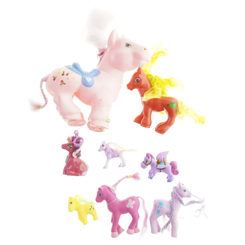 Samling af My Little Pony figurer (str. Blandede størrelser fra ca. 5 cm til 15 cm i højden)