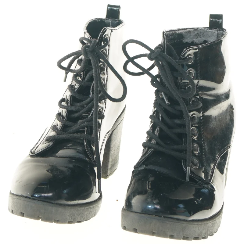 Læderstøvler med hæl (str. 38 )