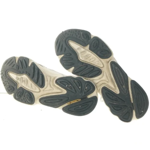 Adidas løbesko fra Adidas (str. 39 )