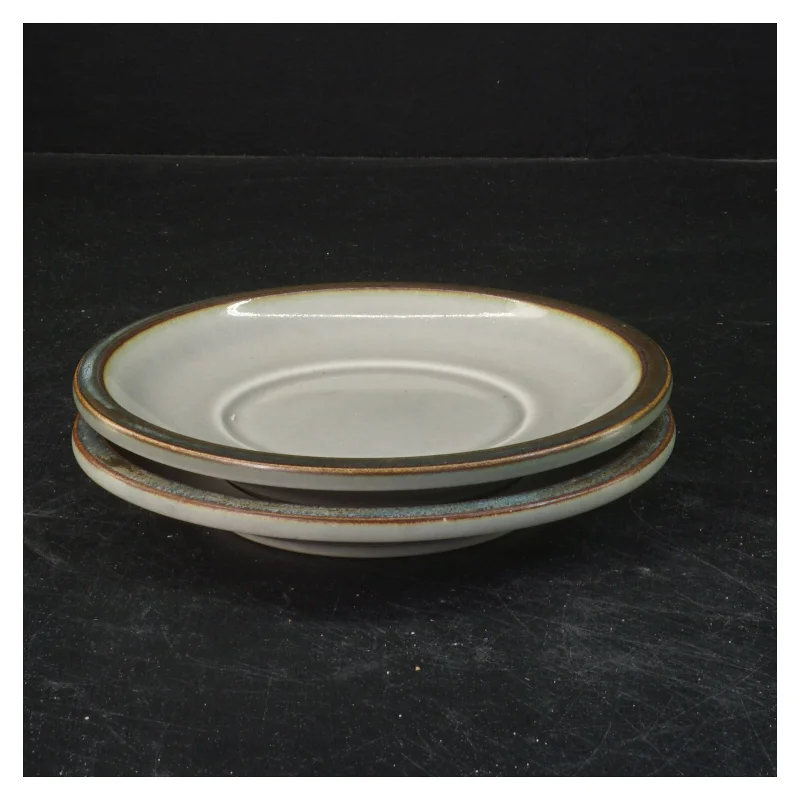 Sæt med 2 små tallerkener fra B&G (str. Ø 15 cm)