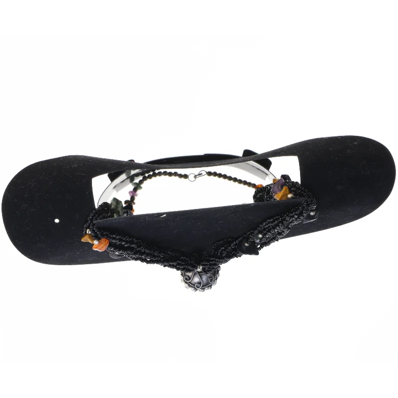 Halskæde med vedhæng (str. 74 cm)