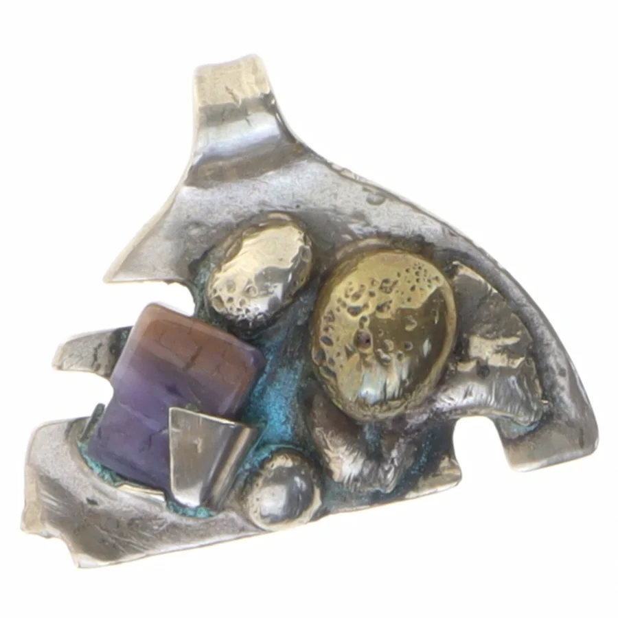 Vedhæng i metal (str. 5 x 4 cm)