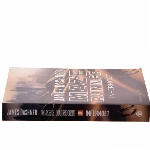 Maze Runner 2: Infernoet af James Dashner (Bog)