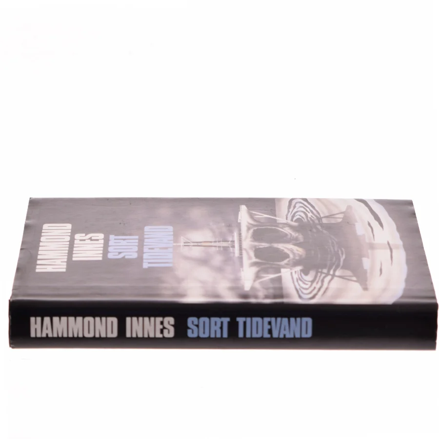 Sort tidevand af Hammond Innes (Bog)