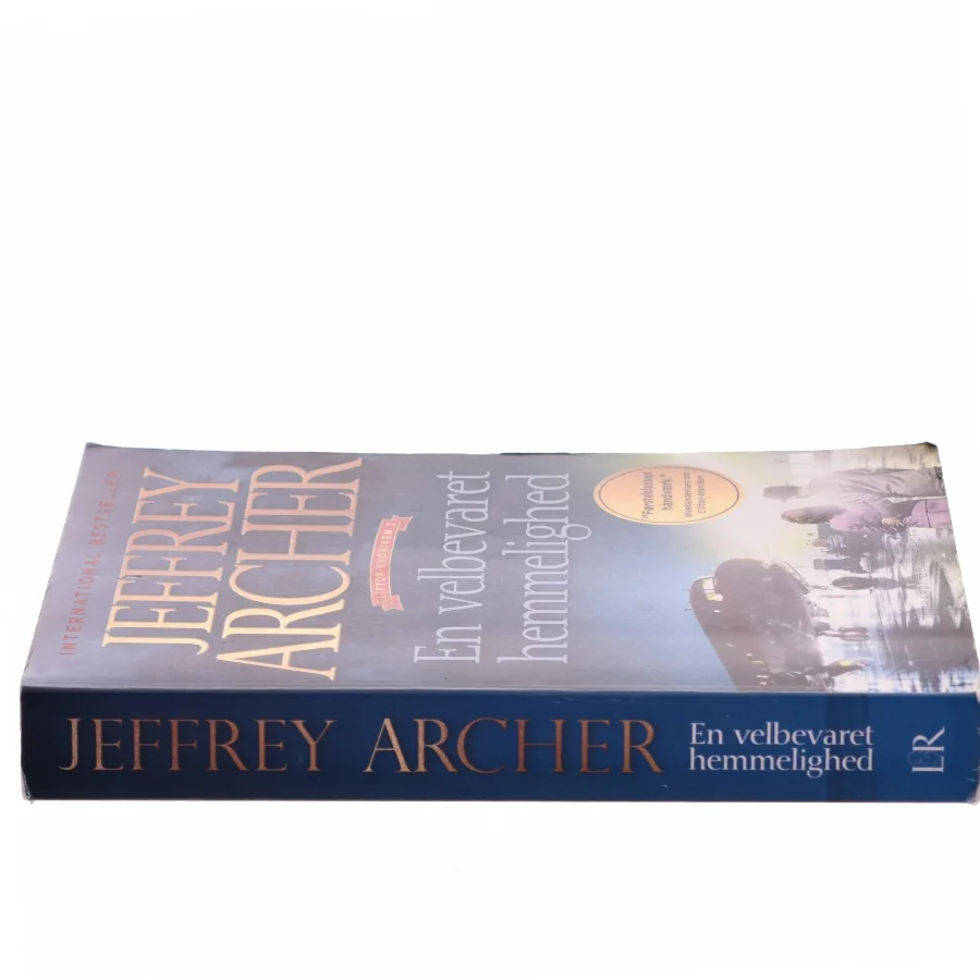 En velbevaret hemmelighed af Jeffrey Archer (Bog)