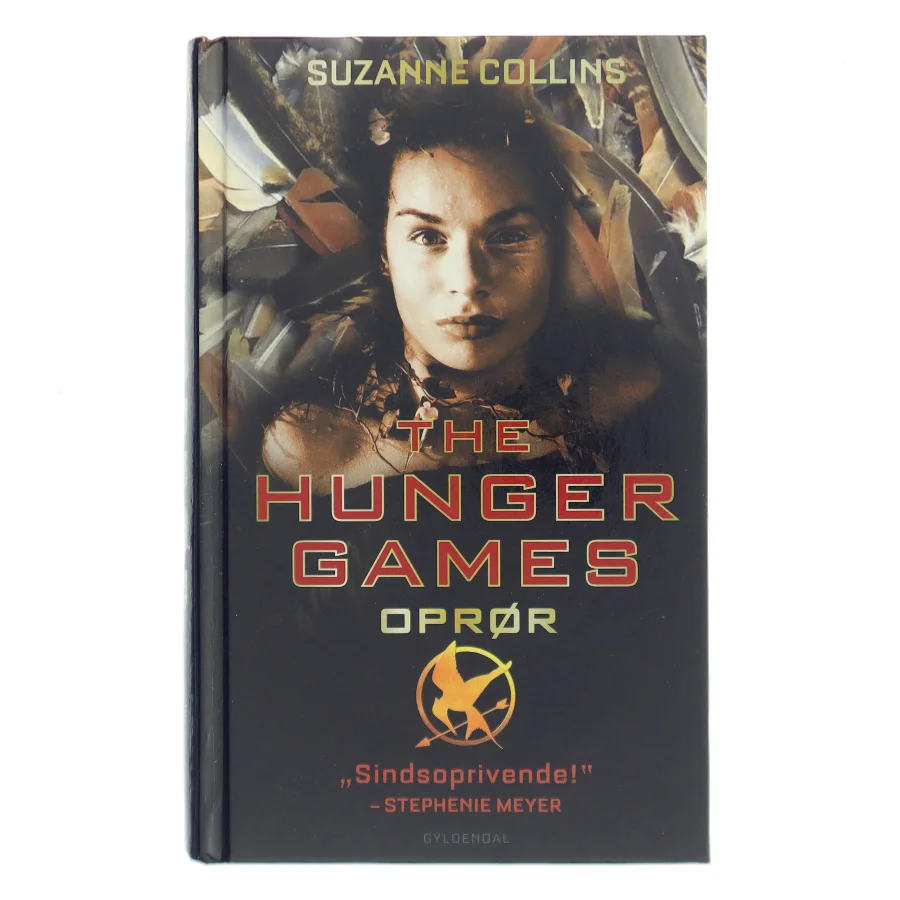 Oprør af Suzanne Collins (Bog)