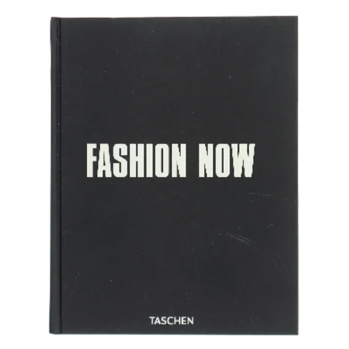 Fashion Now af Terry Jones (red.) (Bog)
