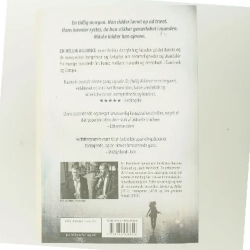 En hellig alliance af A. J. Kazinski (Bog)