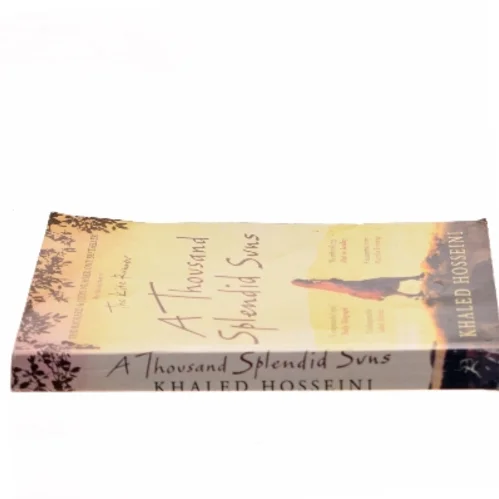 A thousand splendid suns af Khaled Hosseini (Bog)
