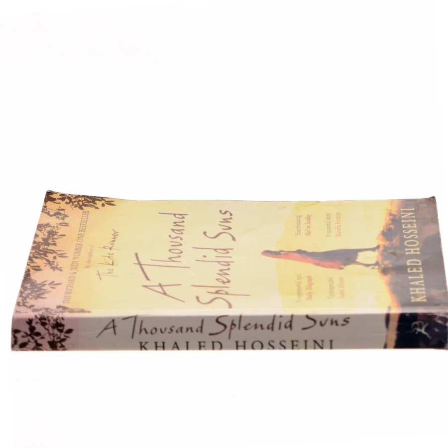A thousand splendid suns af Khaled Hosseini (Bog)