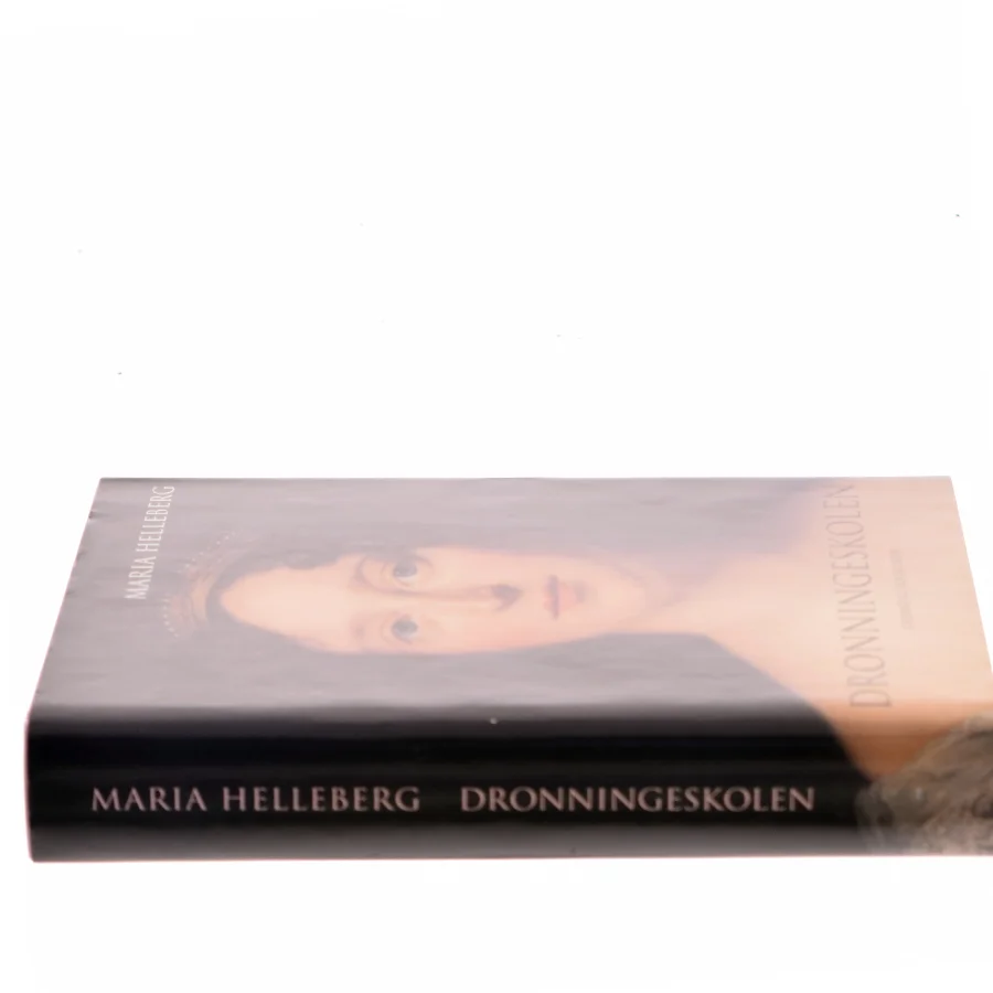 Dronningeskolen af Maria Helleberg (Bog)