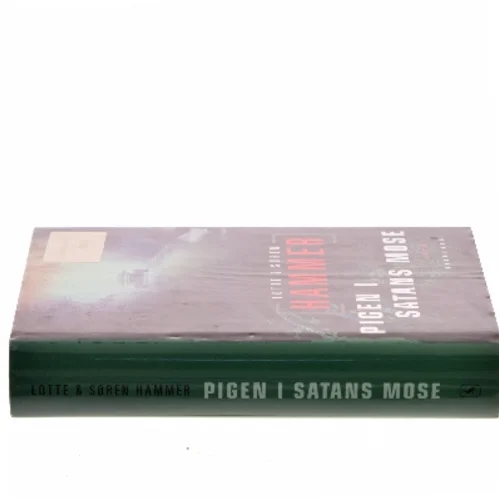 Pigen i Satans mose : kriminalroman af Lotte Hammer (Bog)
